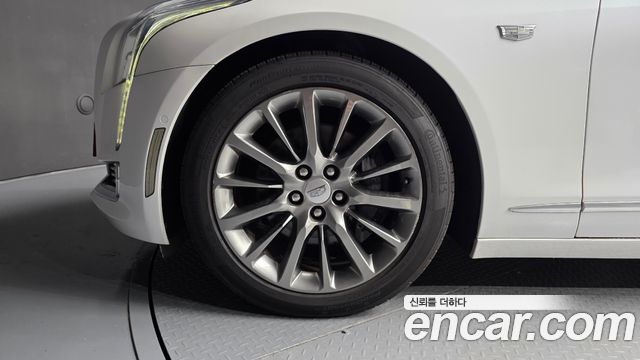 Cadillac CT6 2017 — photo 5
