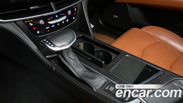 Cadillac CT6 2017 — photo 9