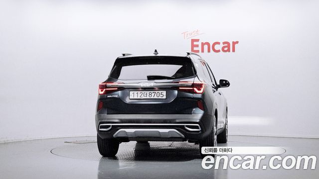 Kia Seltos 2023 — photo 4