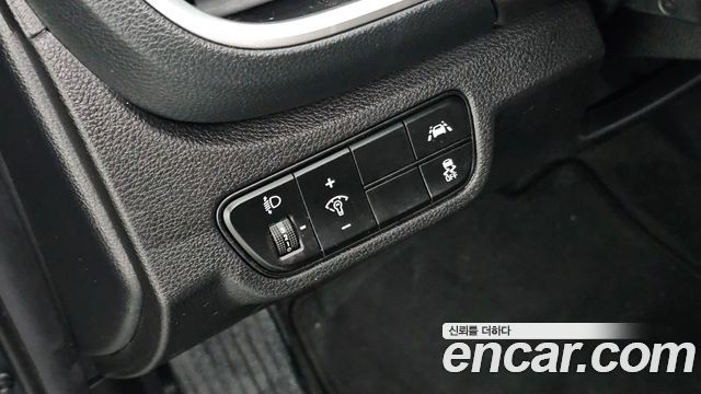 Kia Seltos 2023 — photo 25
