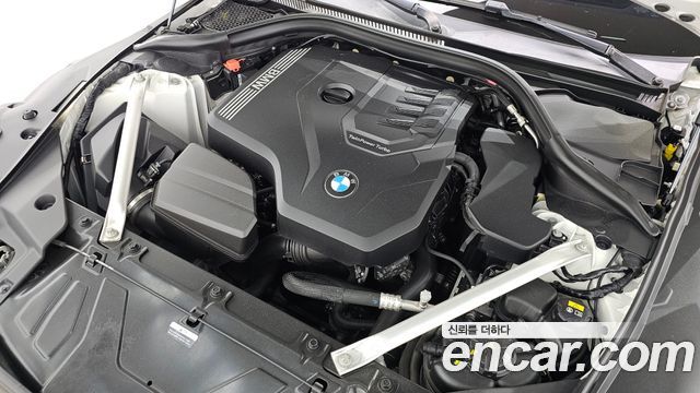 BMW Z4 2022 — photo 6