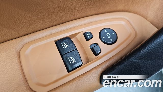 BMW Z4 2022 — photo 22