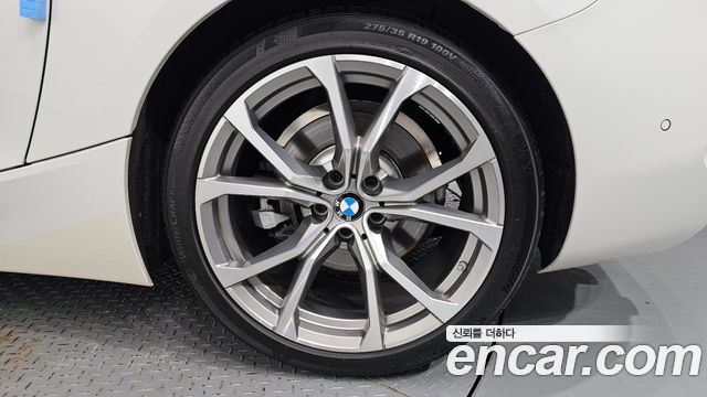 BMW Z4 2022 — photo 7