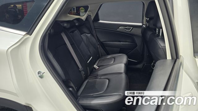 Kia Sportage 2022 — photo 16
