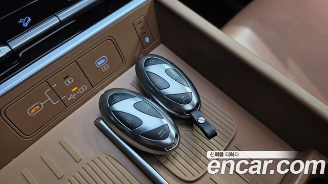 Hyundai Santafe 2024 — photo 22
