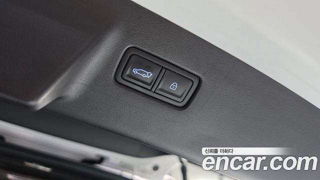 Hyundai Santafe 2024 — photo 24