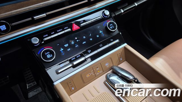 Hyundai Santafe 2024 — photo 25