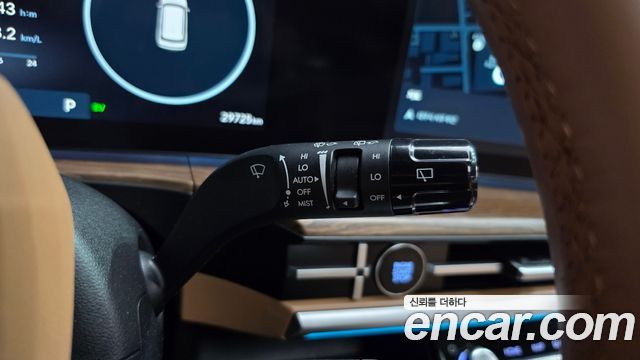 Hyundai Santafe 2024 — photo 28