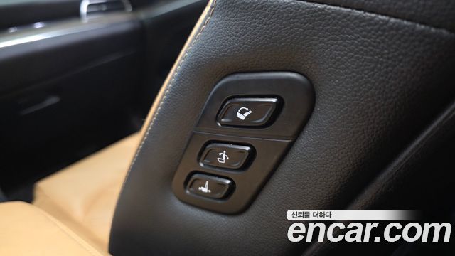 Kia K5 2020 — photo 32