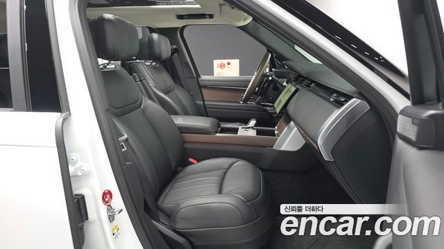 Land Rover Range Rover 2026 — photo 11