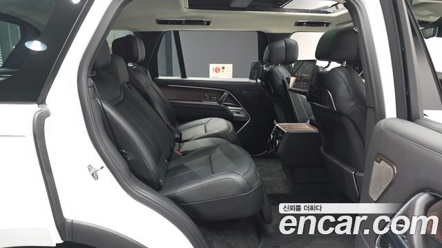 Land Rover Range Rover 2026 — photo 12