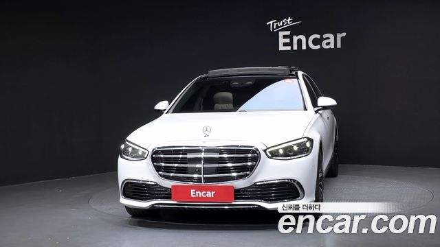 Mercedes-Benz S-Class 2024 — photo 3