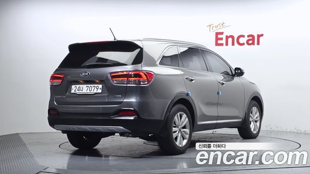 Kia Sorento 2015 — photo 2