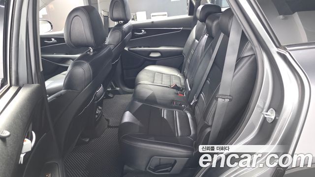 Kia Sorento 2015 — photo 18