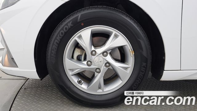 Hyundai AVANTE 2021 — photo 5