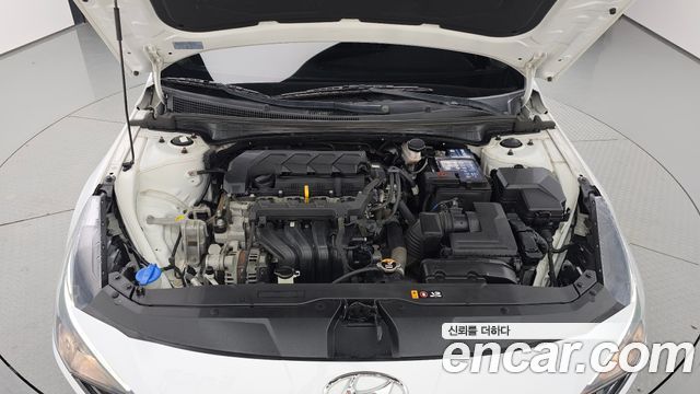 Hyundai AVANTE 2021 — photo 6