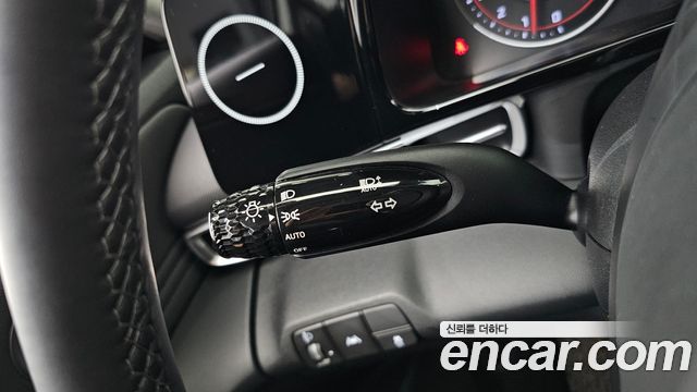 Hyundai AVANTE 2021 — photo 29