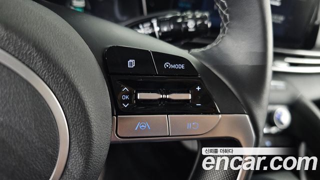 Hyundai AVANTE 2021 — photo 30