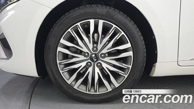 Kia K7 2020 — photo 5