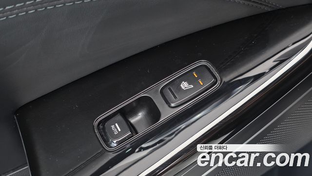 Kia K7 2020 — photo 30