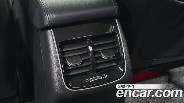 Kia K7 2020 — photo 31