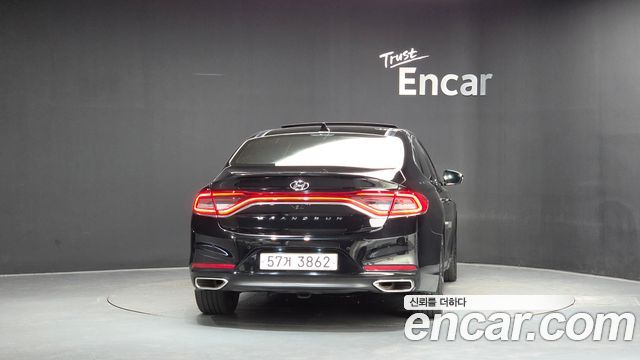 Hyundai Grandeur 2017 — photo 4