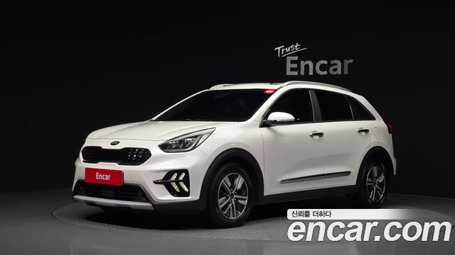 Kia Niro 2020 — photo 1