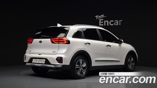 Kia Niro 2020 — photo 2