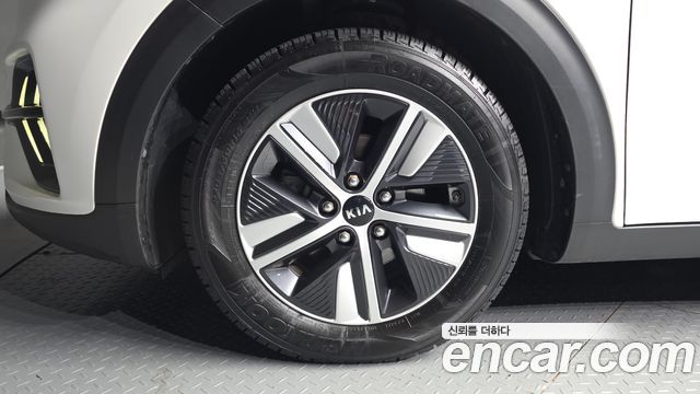 Kia Niro 2020 — photo 5