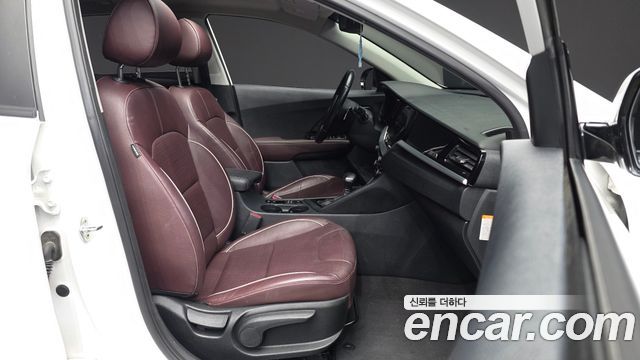 Kia Niro 2020 — photo 11
