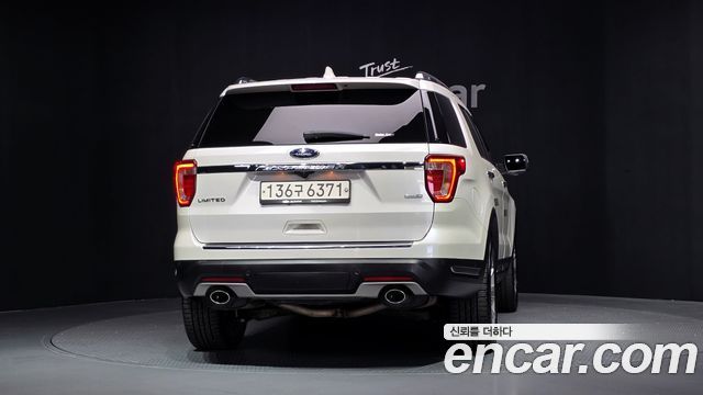 Ford Explorer 2018 — photo 4