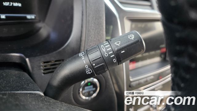 Ford Explorer 2018 — photo 27