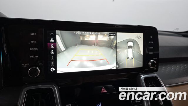 Kia Sorento 2023 — photo 14