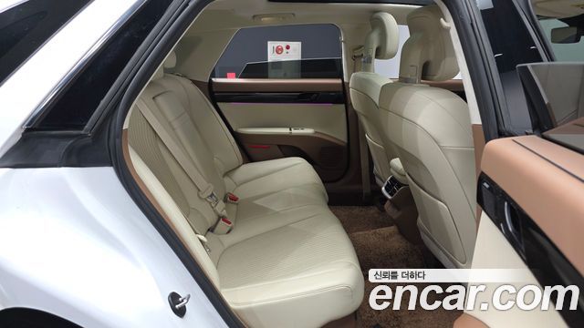 Hyundai Grandeur 2023 — photo 12