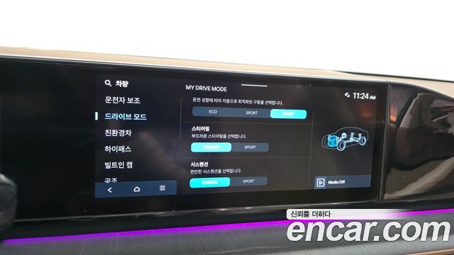 Hyundai Grandeur 2023 — photo 18