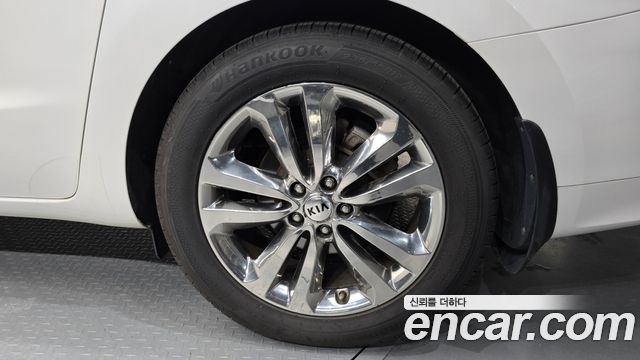 Kia Canival 2018 — photo 7