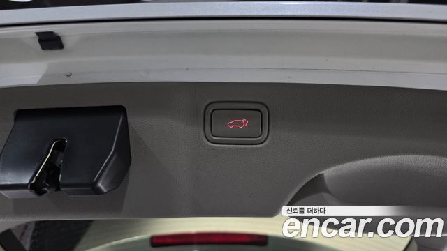 Kia Canival 2018 — photo 27