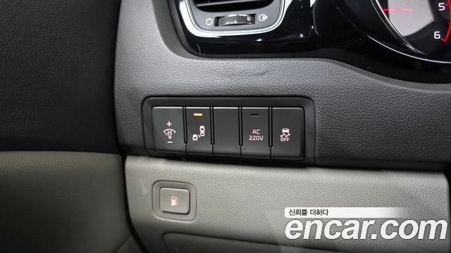 Kia Canival 2018 — photo 29