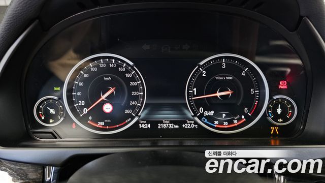 BMW X6 2018 — photo 8