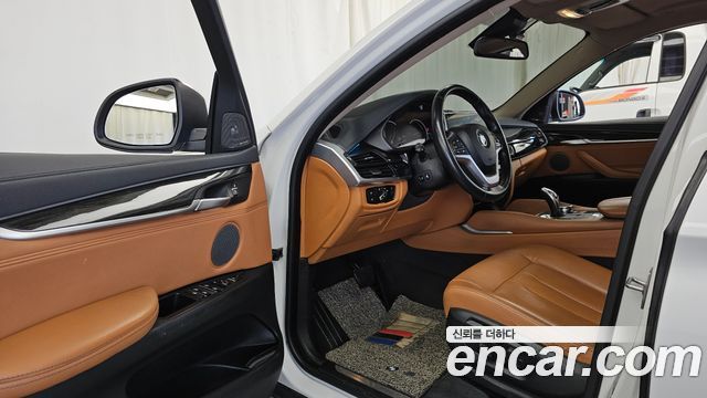 BMW X6 2018 — photo 10