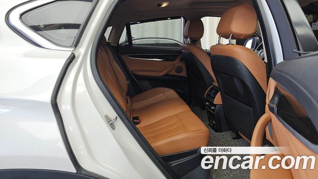 BMW X6 2018 — photo 12