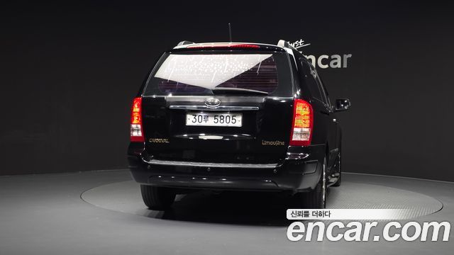 Kia Canival 2012 — photo 4