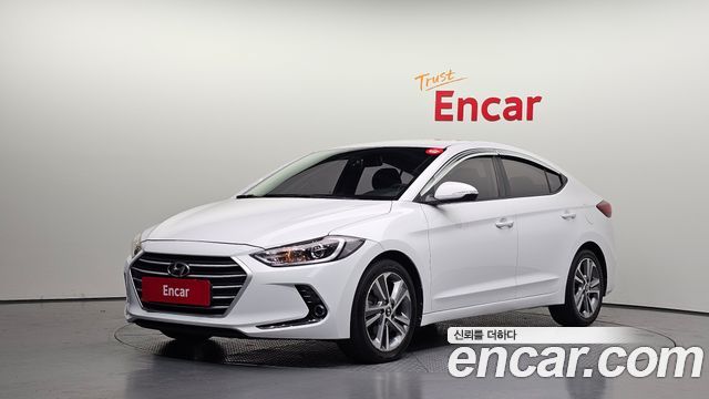 Hyundai AVANTE 2018 — photo 1