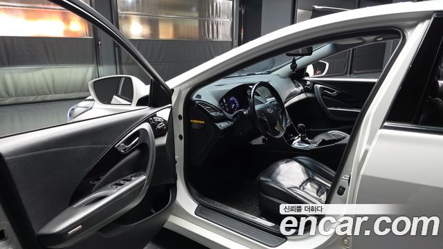 Hyundai Grandeur 2013 — photo 13