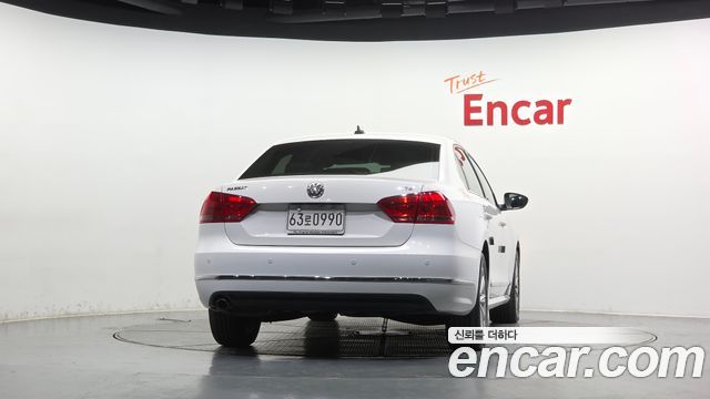 Volkswagen Passat 2015 — photo 4