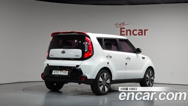 Kia Soul 2014 — photo 2