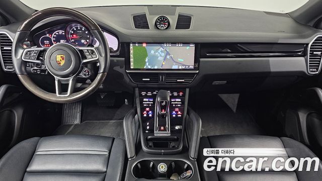 Porsche Cayenne 2021 — photo 7