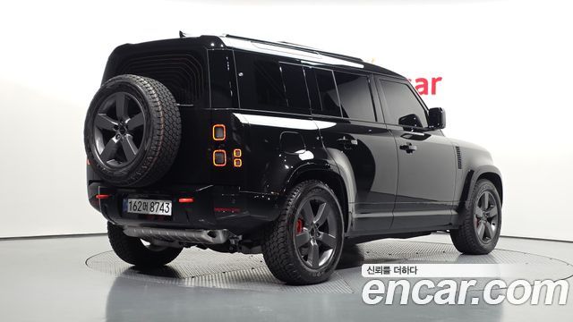 Land Rover Defender 2026 — photo 2