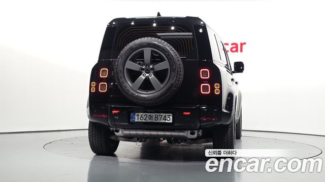 Land Rover Defender 2026 — photo 4