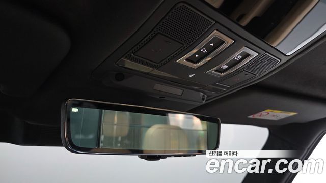 Land Rover Defender 2026 — photo 16